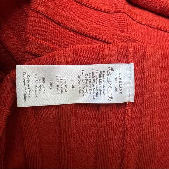Everlane Burnt Orange Small Ribbed Wool Long Sleeve blouse - Picture 7 of 7